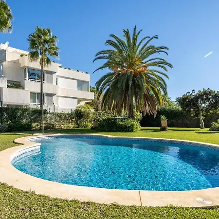 Glamorous 3br Penthouse Mins To Puerto Banus W/terrace Apartamento Marbella