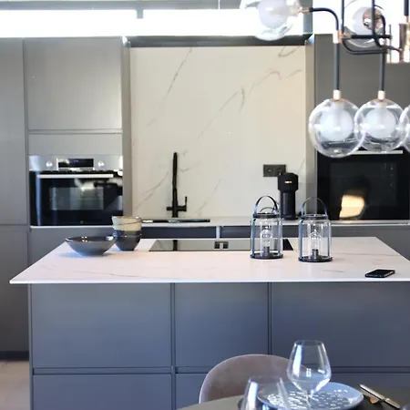 Apartamento Glamorous 3br Penthouse Mins To Puerto Banus W/terrace