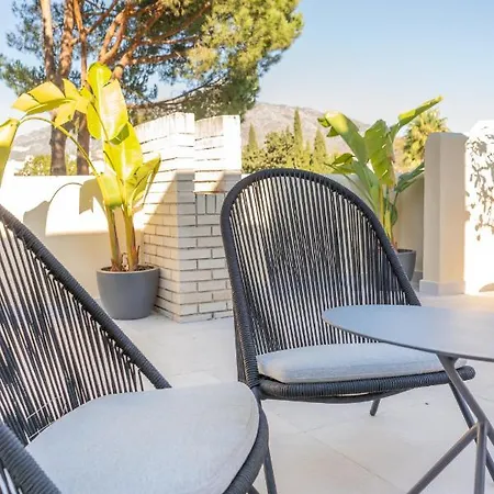 Apartamento Glamorous 3br Penthouse Mins To Puerto Banus W/terrace *